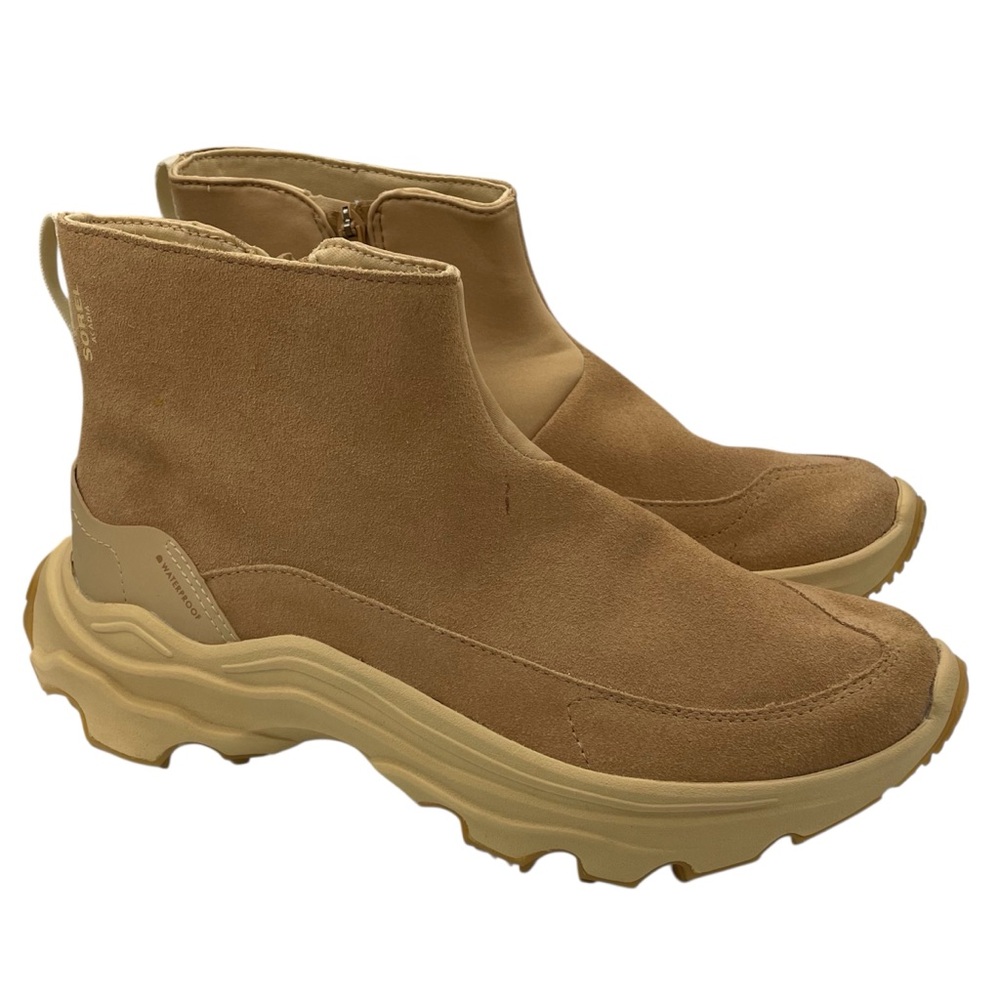 Sorel kinetic breakthru acadia waterproof suede women’s tan boots Size 5